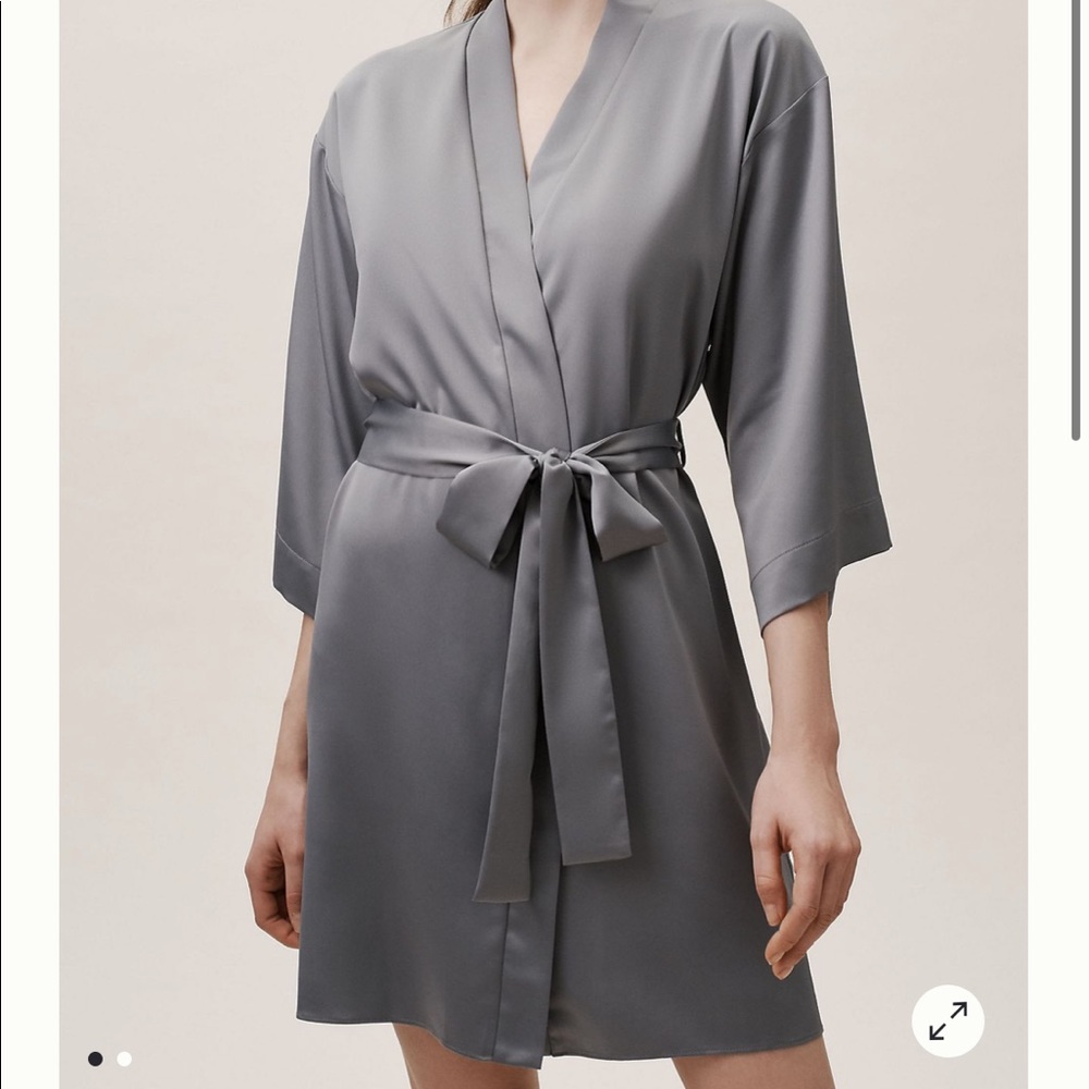 NWT Flora Nikrooz Reverie Robe. Dark Blue. M/L